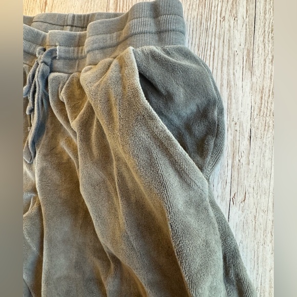 YOUNG FABULOUS & BROKE Zip Up Cropped Hoodie Sweatshirt & Sweatpants Set S - Picture 14 of 15